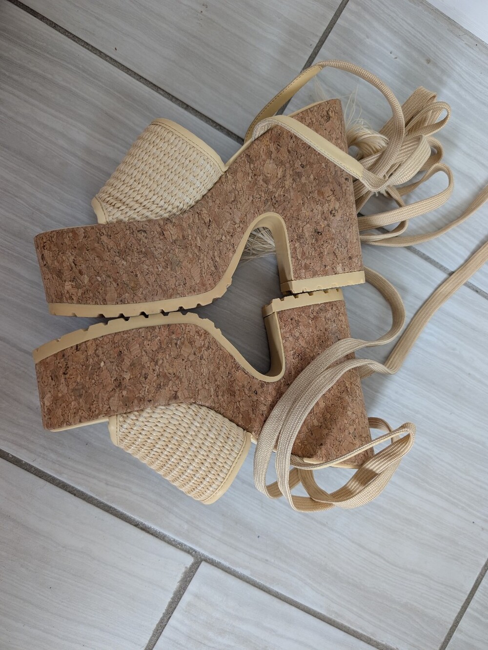 Steve Madden MaiTai Platform Sandal Heels Size 6 Cork Lug Sole Woven Raffia Boho - Picture 3 of 7